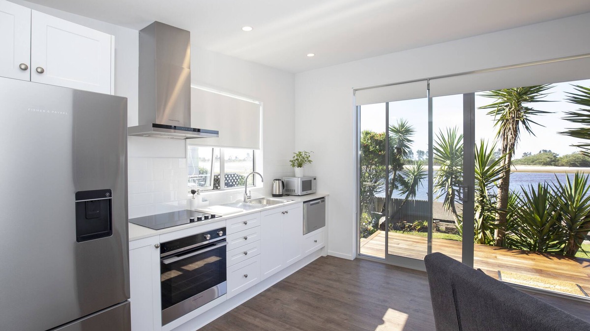 Westport House | Waterfront Retreat - Westport Self-Contained Unit