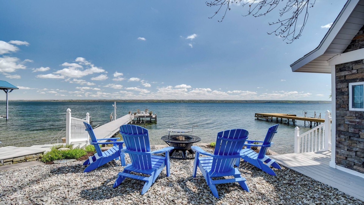 Poplar Ridge Cottage | Waterfront Romulus Getaway w/Private Dock!