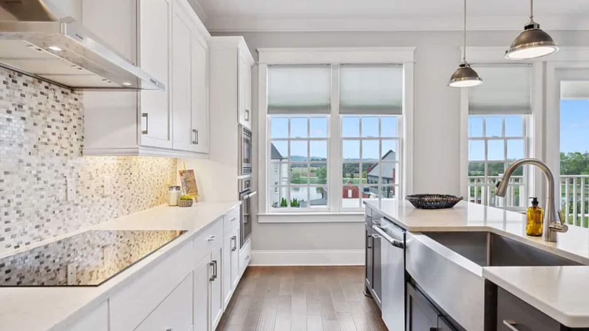Franklin Condo | Waterfront Sanctuary near downtown Franklin and Leipers Fork! Clean & beautiful