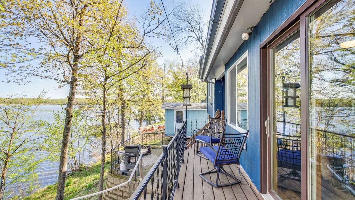 Aitkin Cabin | Waterfront Spirit Lake Cabin w/Boat Rental!