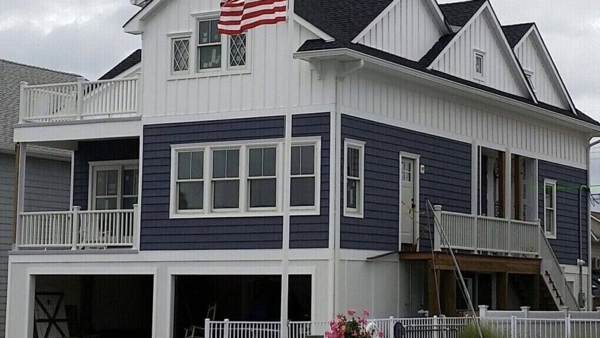 Normandy Beach House | Waterfront Starfish Cottage with private pool!