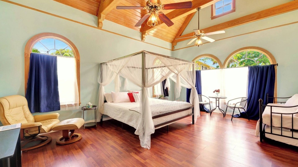 Stuart Apartment | Waterfront Storybook Studio in Stuart