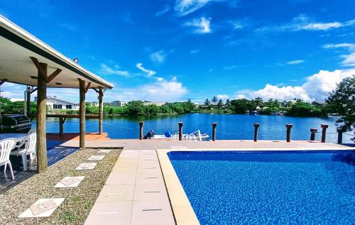 Nadi Apartment | Waterfront Sunset Apartment Nadi