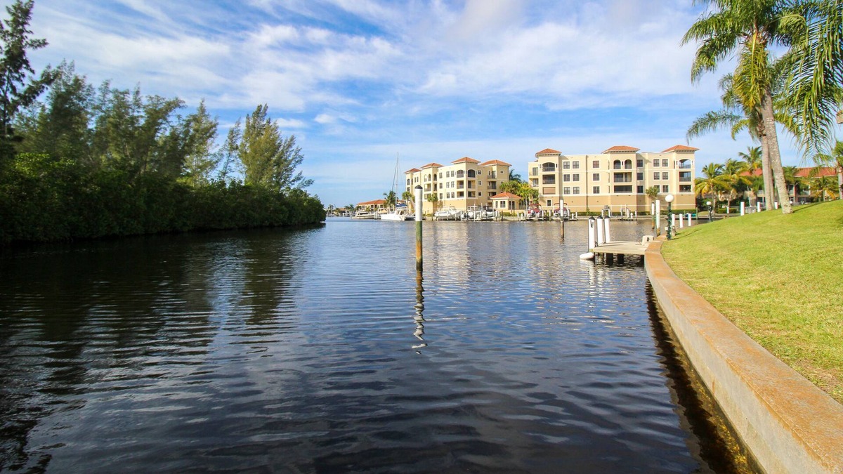 Punta Gorda Condo | Waterfront, The River’s End