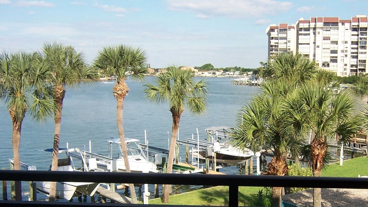 Treasure Island Condo | Waterfront Treasure Island Florida Beach Condo