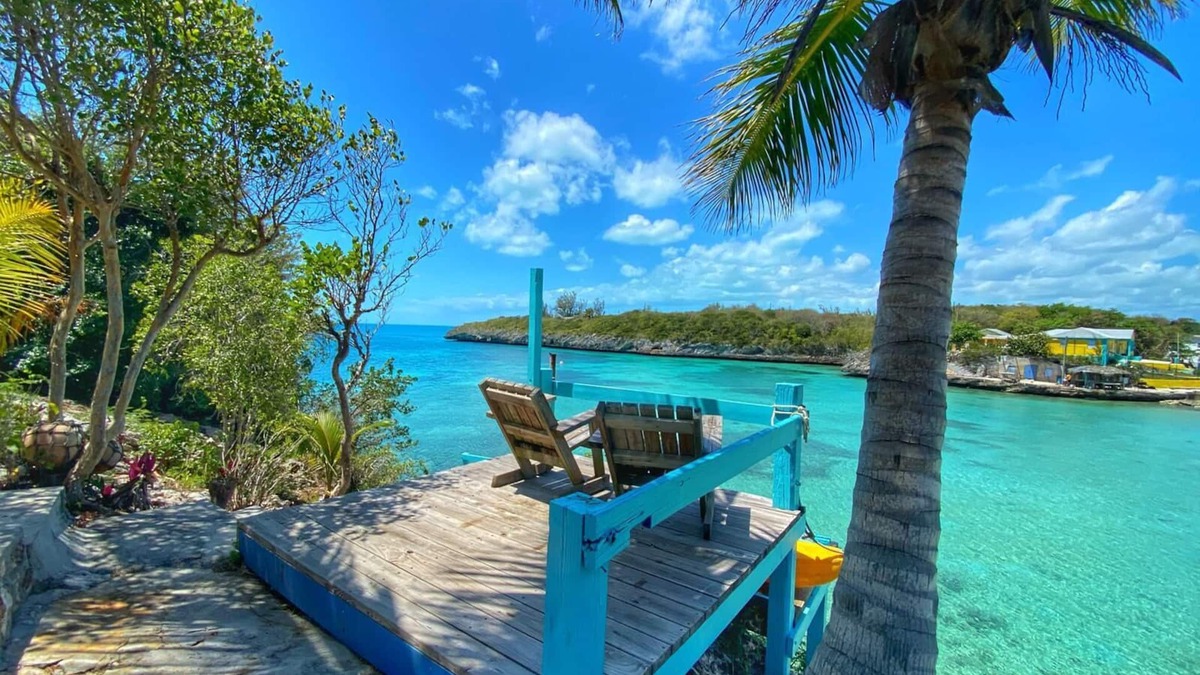 Gregory Town Cottage | WATERFRONT W/POOL, STARFISH