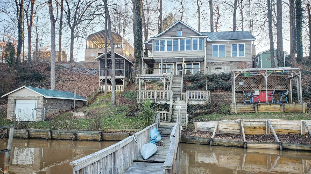 Southmont Cottage | Waterfront with Private Dock and HUGE Views