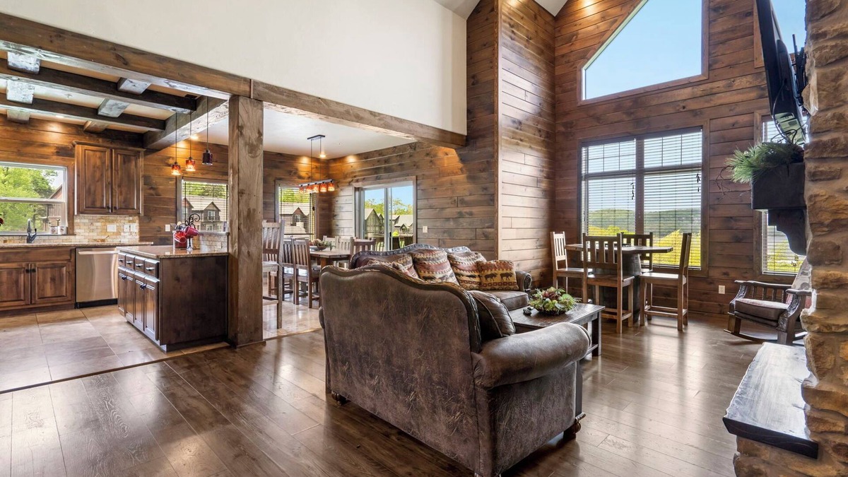 Indian Point House | WaterMill Cove Resort Luxury Lakefront Villa L-By Silver Dollar City-Theatre Room-POOL-Lazy River