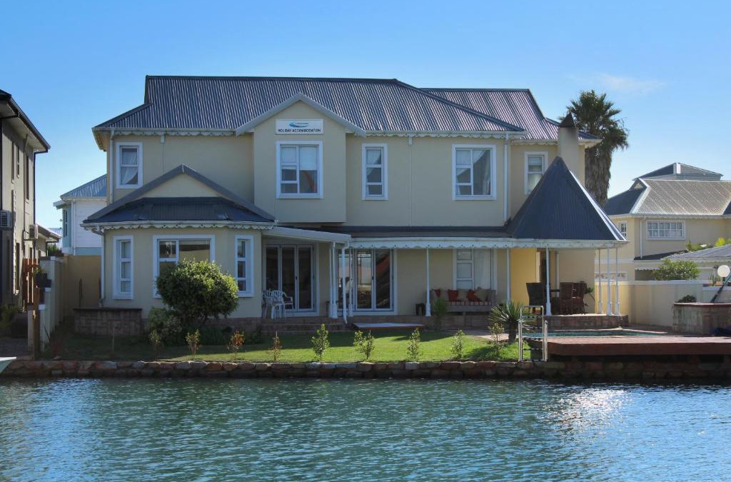 Marina Martinique House | Waterside Living MM1304