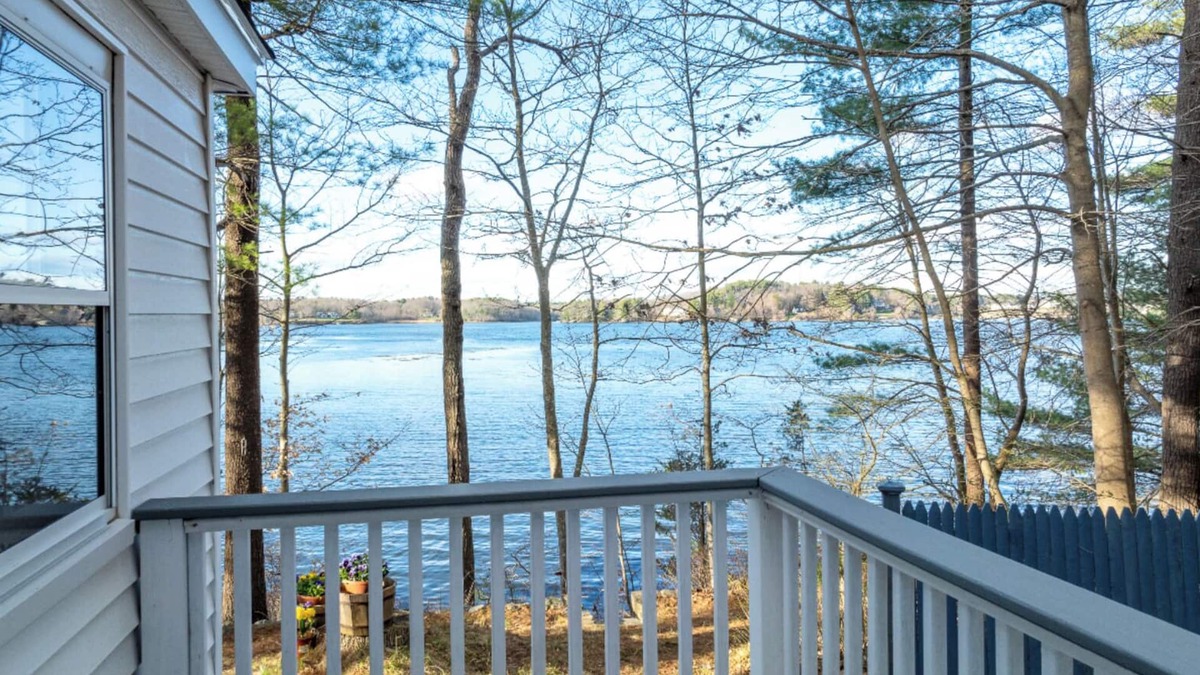 Kittery House | Waterview Cottage in Kittery Point