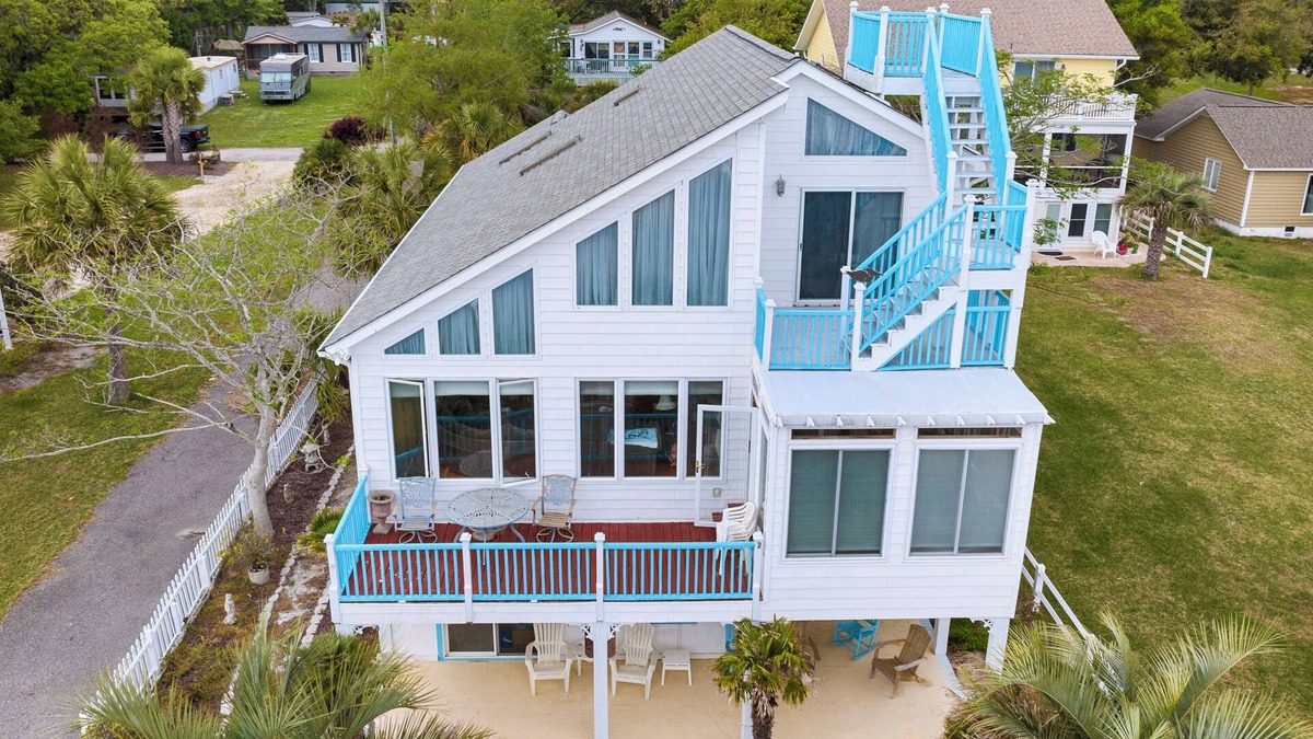 Ocean Isle Beach House | Waterway Escape located on the Intracoastal Waterway. Boating, fishing, Golfing.