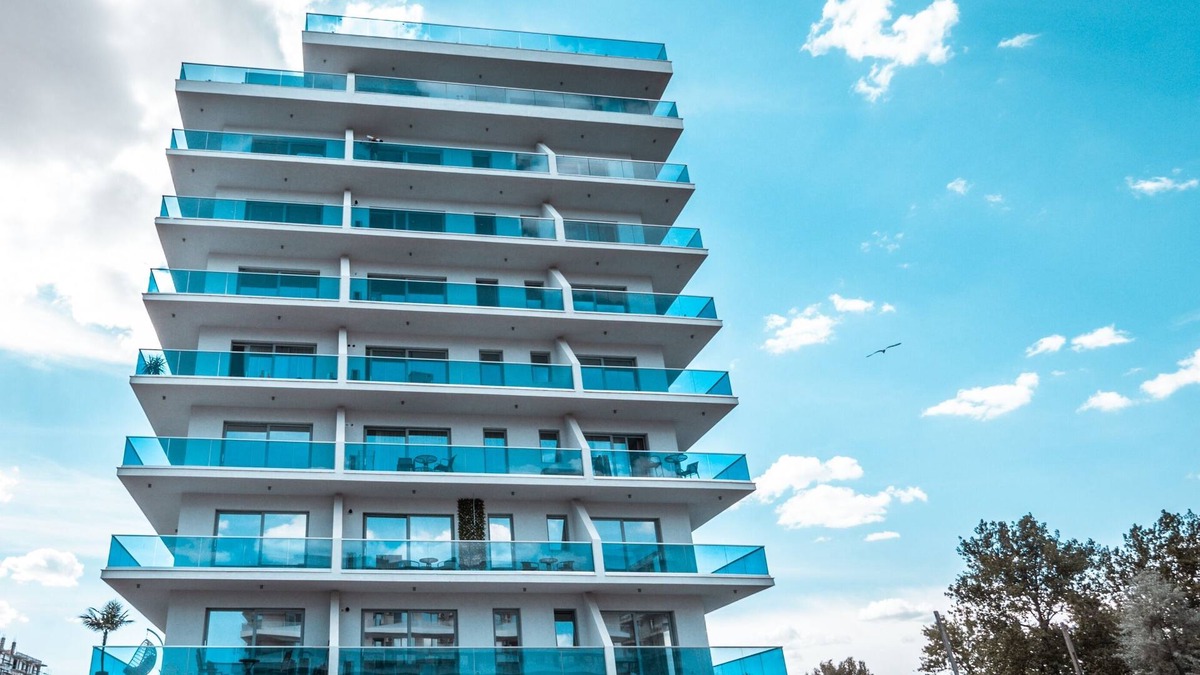 Mamaia-Sat Apartment | Wave 4 Residence