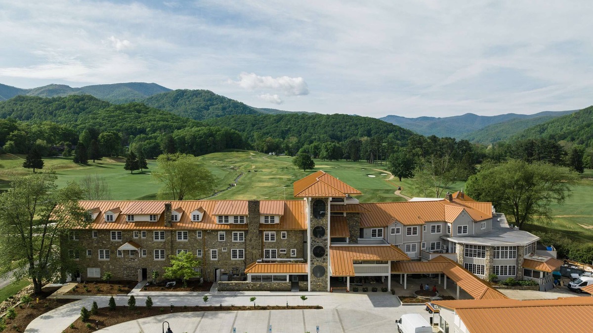 Waynesville Hotel | Waynesville Inn and Golf Club, Tapestry Collection by Hilton