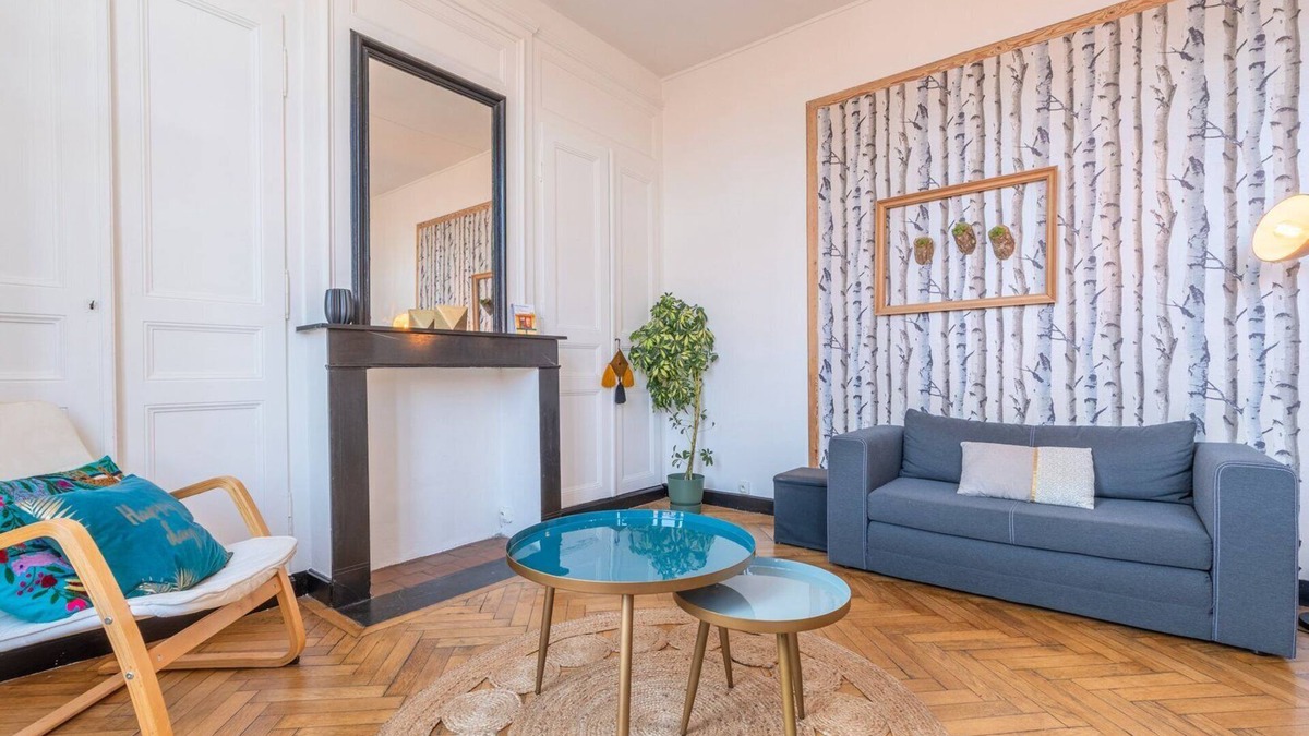 Vauban - Wazemmes Apartment | Wazemmes appartment next to the market!