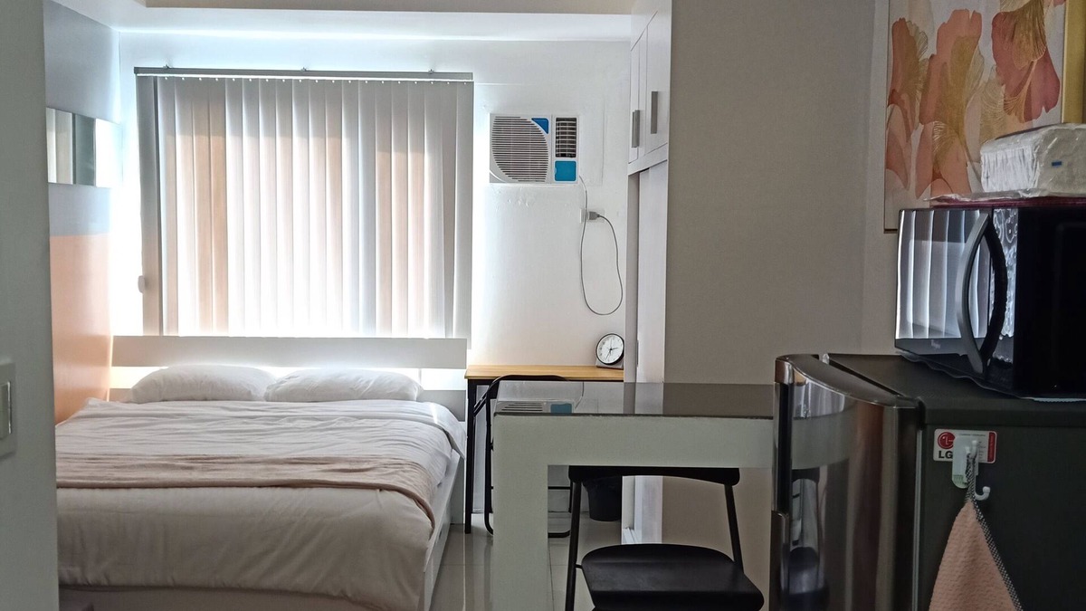 Valenzuela Condo | We accommodates all travellers ✨