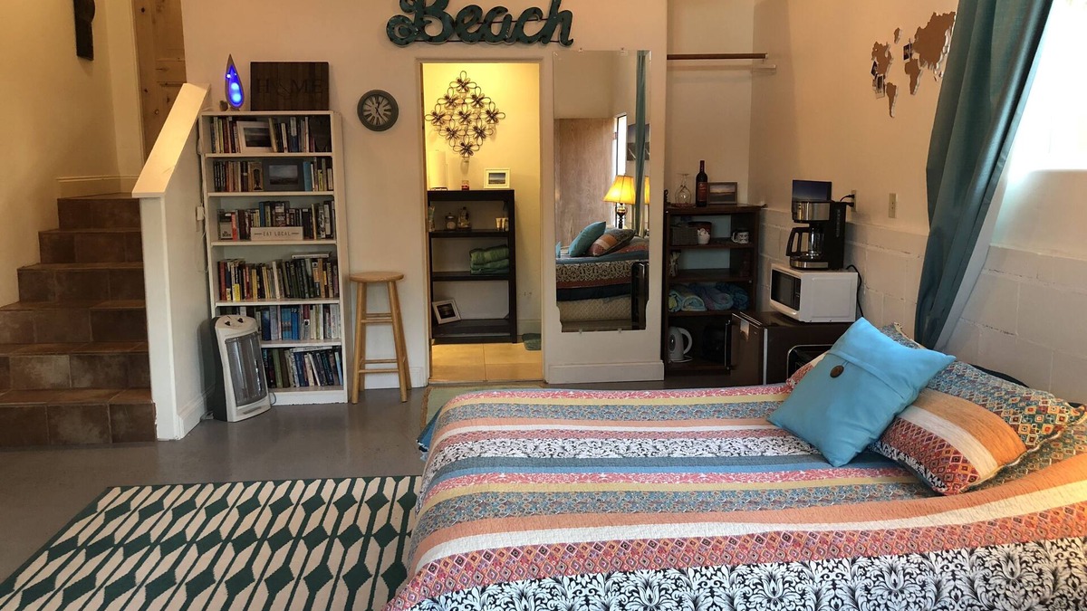 Cayucos Apartment | We also have a Tesla Charger!