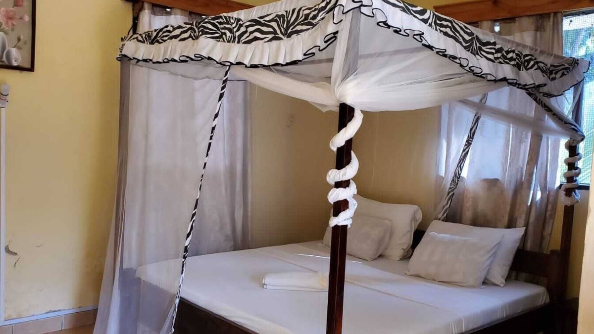 Galu Kinondo Cottage | We are located in Galu Beach opposite lantana Hotel.