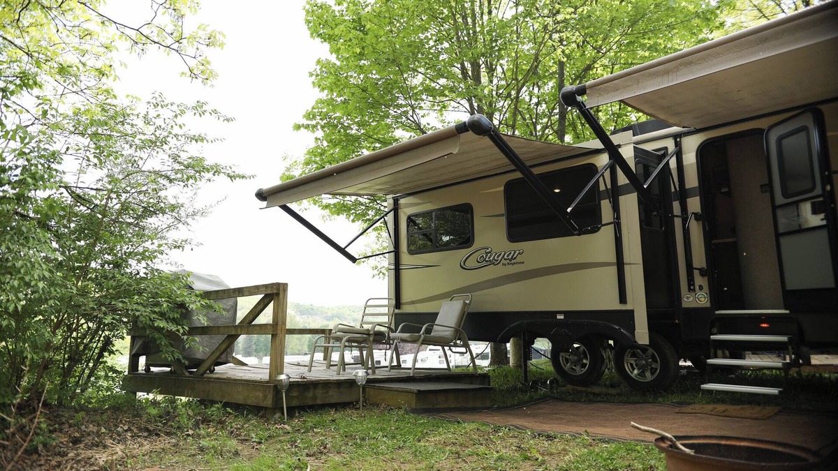 Mingoville House | We are The Bellefonte Campground. We are located in Bellefonte, just off of interstates 80 and 99. Surrounded by woodland and state parks, this setting is peaceful and is located 15 miles from State College. There are lots of activities to explore in