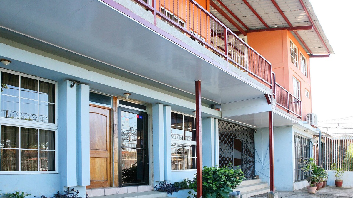 Managua Bed & Breakfast | We make you feel like a member of our Family!