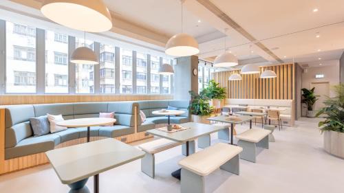 Sai Ying Pun Apartment | Weave Studios - Sai Ying Pun