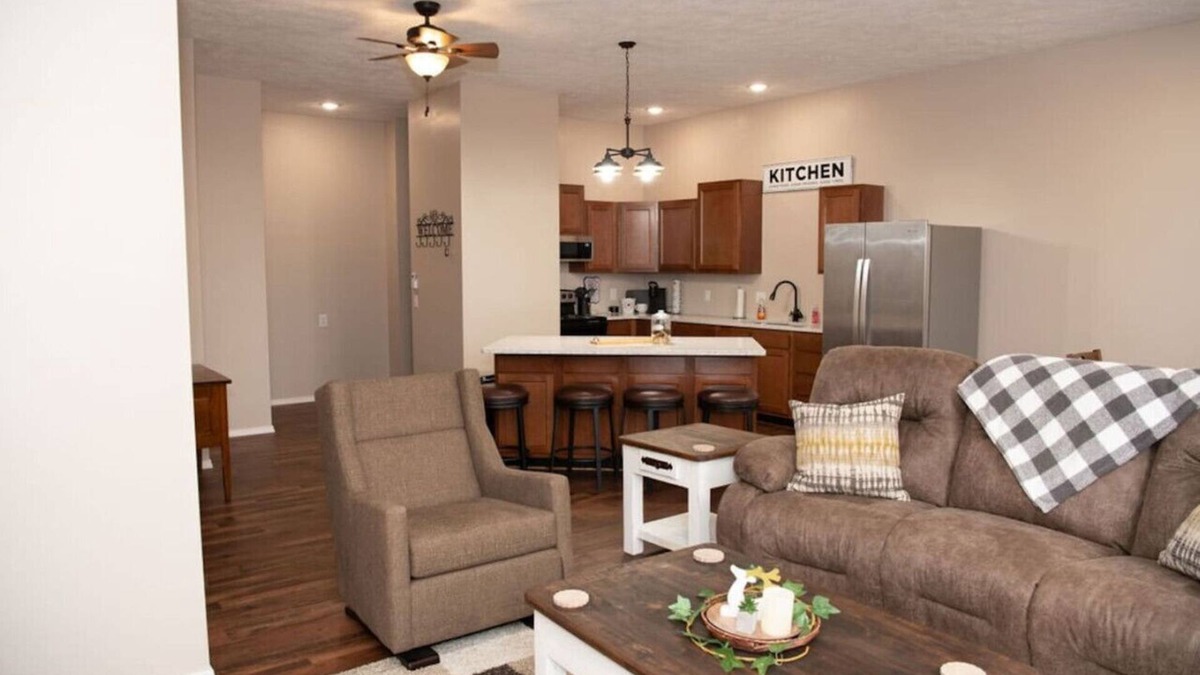 Mansfield Apartment | Weaver Loft! Downtown Mansfield
