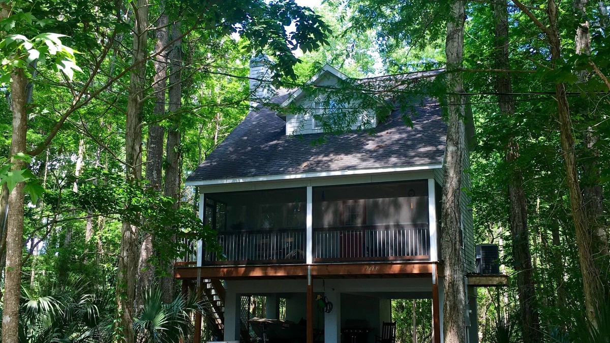 Weeki Wachee Gardens House | WeekiWachee Retreat “Relaxing cottage to get away from it all”