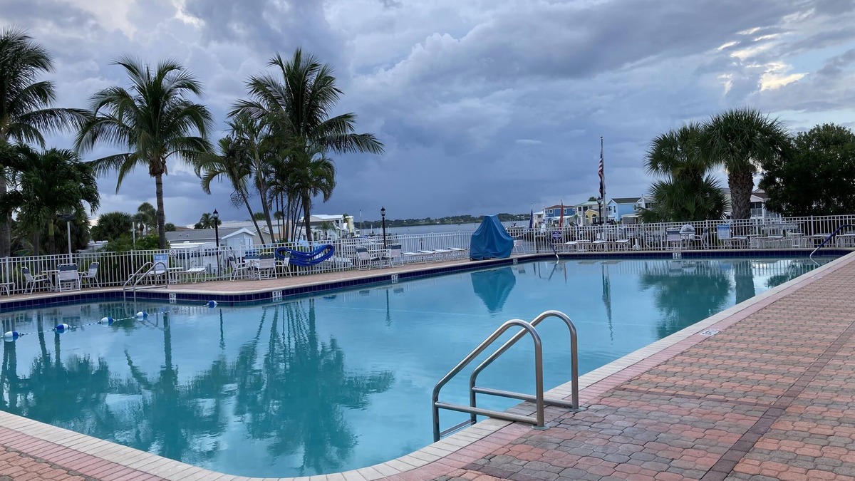 Hutchinson Island South Cottage | Weeks available in January, February and March