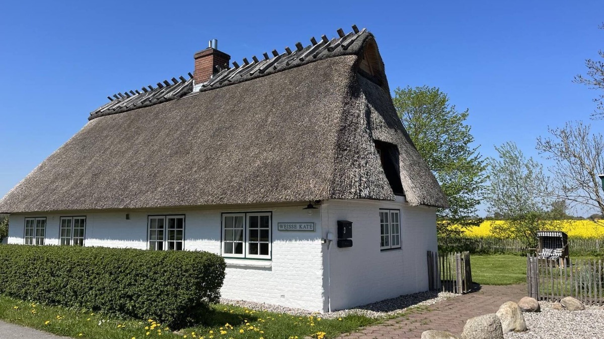 Rabenholz House | Weiße Kate Gut Priesholz
