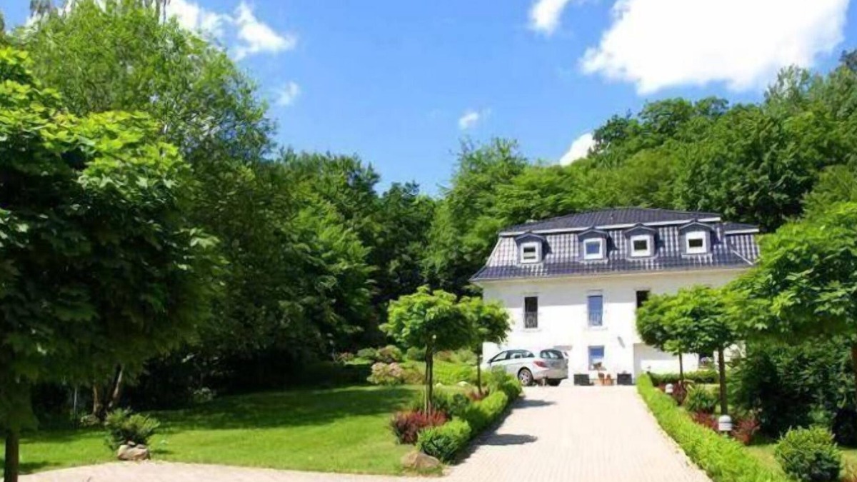 Bad Suderode Apartment | Weißes Haus am Kurpark, Fewo Bergblick
