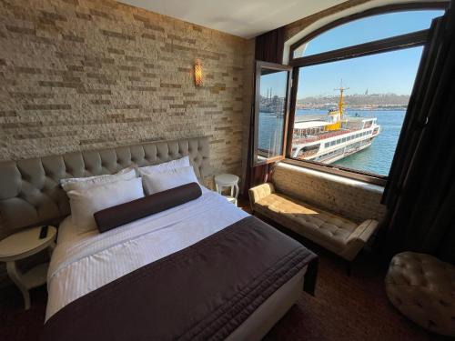 Karakoy Hotel | Weingart Seaside Hotel