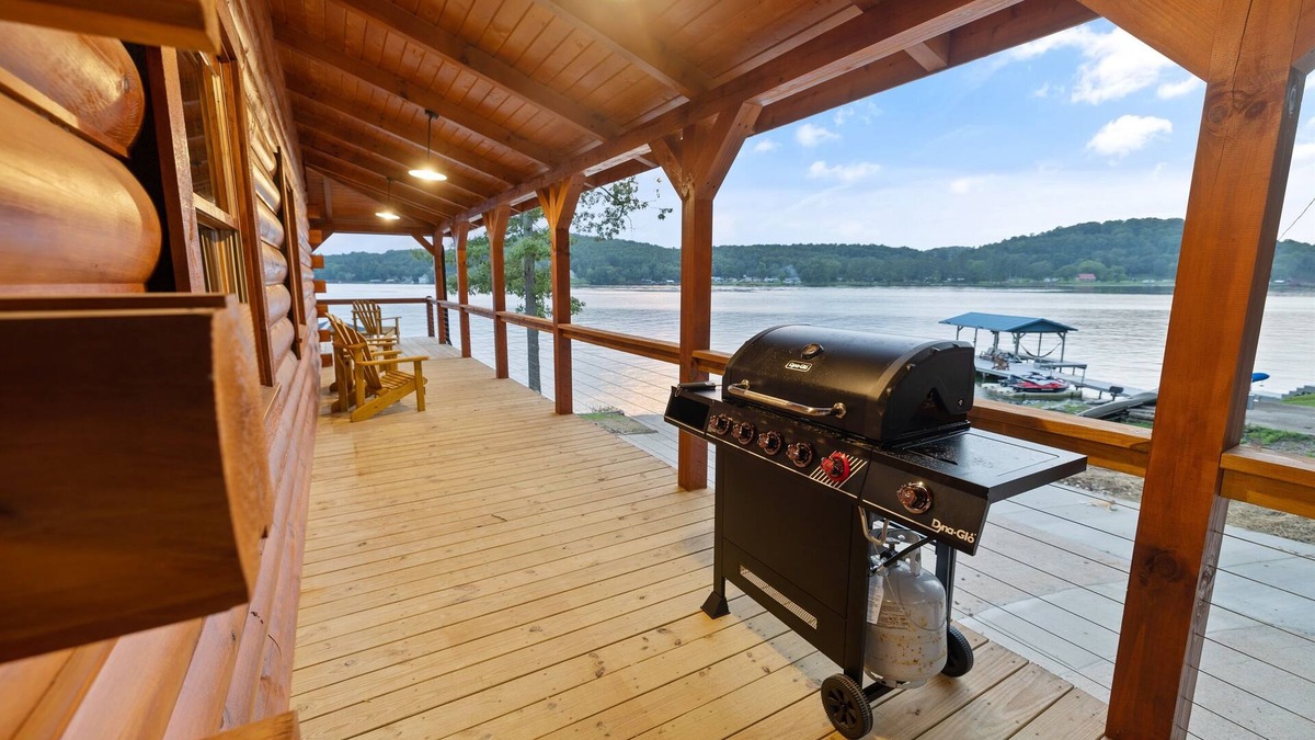 Leesburg Cabin | Weiss lake 3 cabins lake front,boat