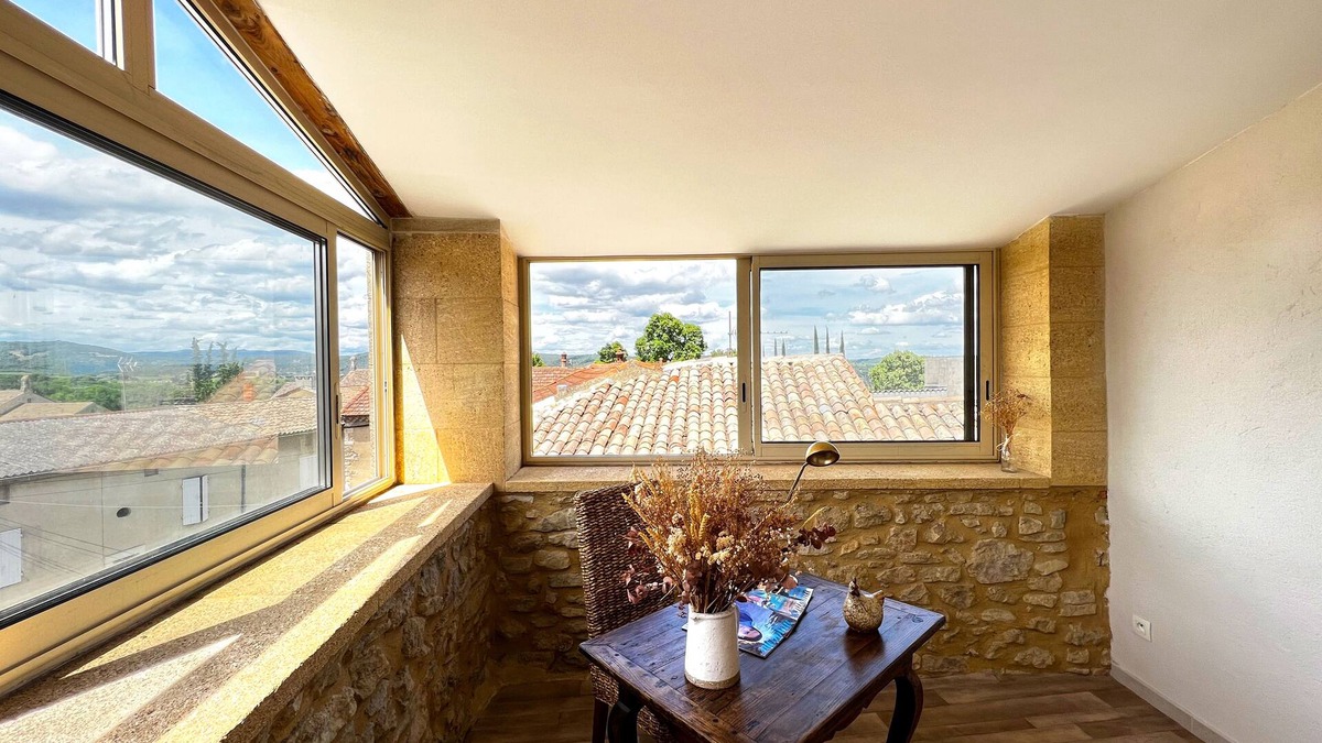 Saint-Julien-de-Peyrolas House | WELCOME TO THE CASA DE PIERRE