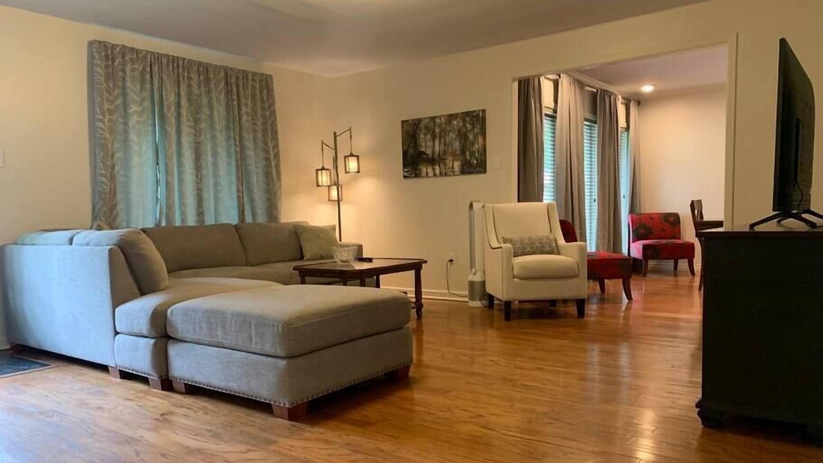 Mid City South House | Welcome Home Sevenoaks