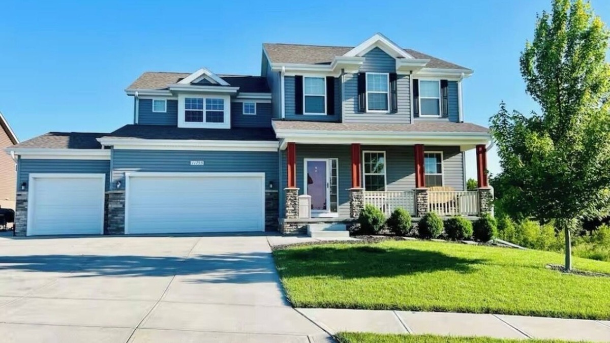 Papillion House | Welcome Home!