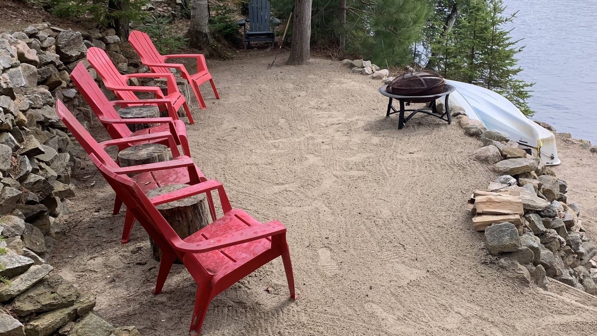 Highlands East Cottage | WELCOME to beautiful Sunset Point waterfront cottage!