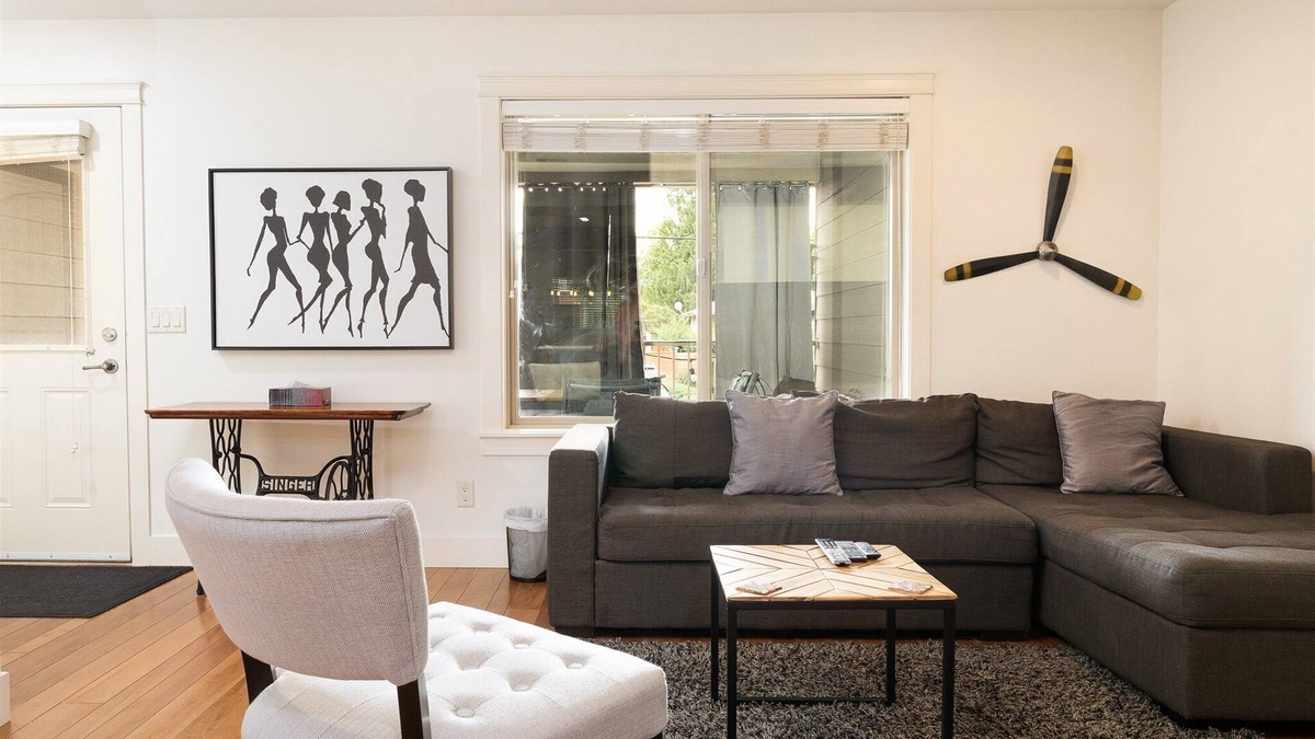 North End House | Welcome to Casa Central
