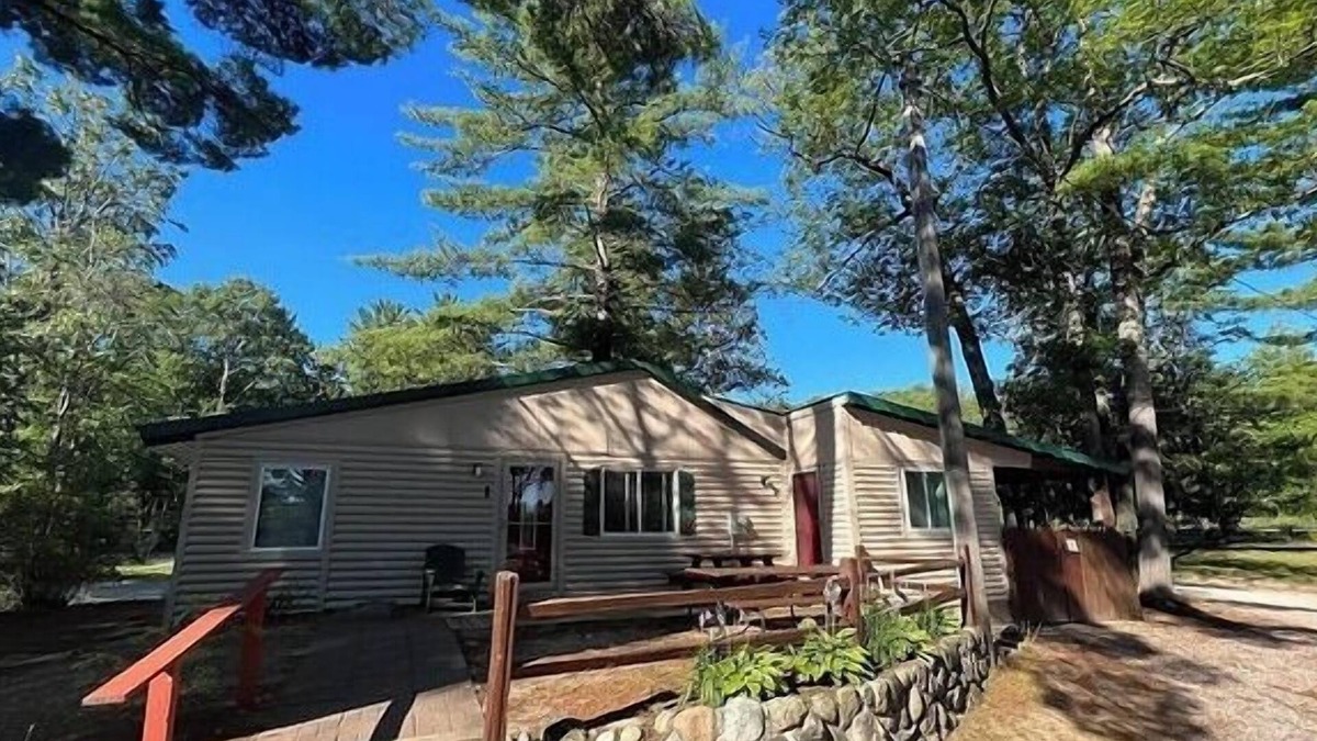 Gaylord Cabin | Welcome to Cottage 1 at Heart Lake Resort!