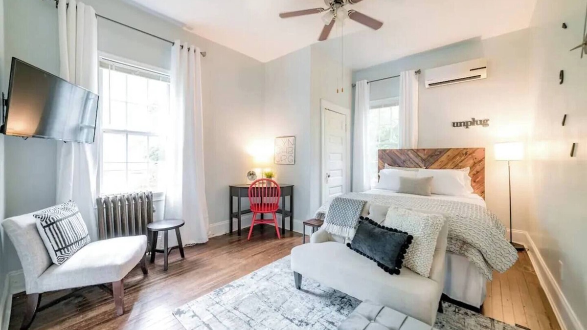 Daniels Hill Cottage | Welcome to Cozy Cottage: Relax. Explore. Retreat.