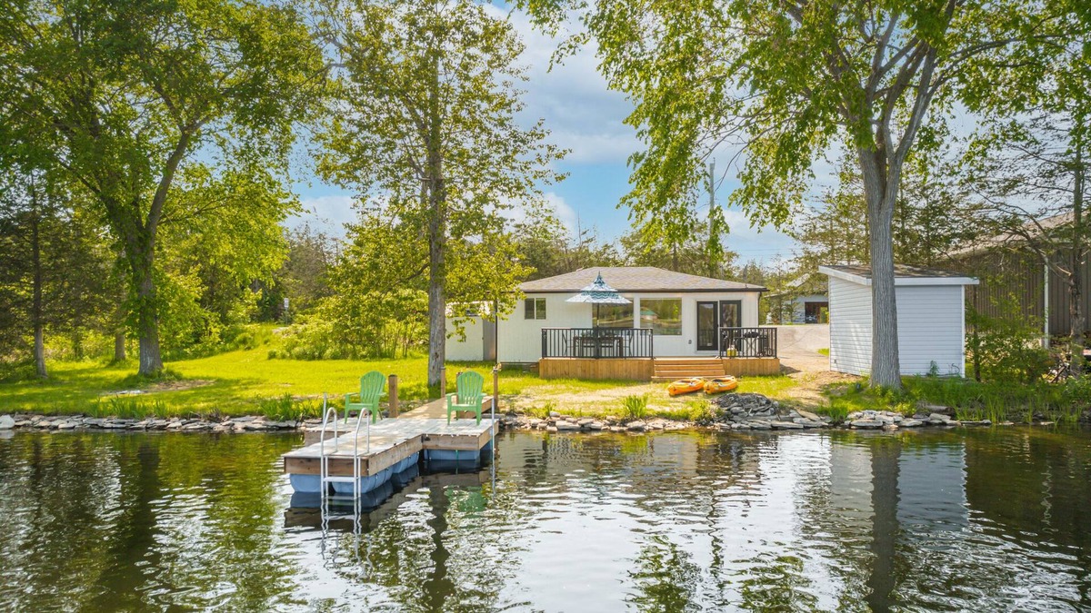 Campbellford Cottage | Welcome to Cozy Trentmoe