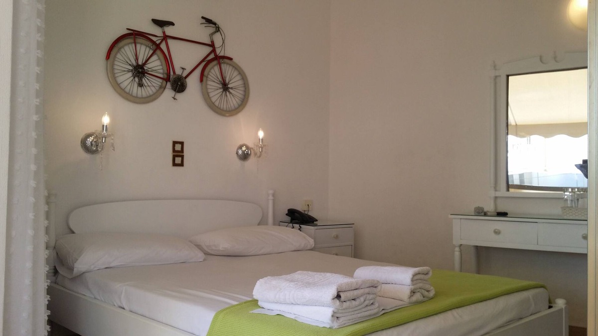 Agia Marina Bed & Breakfast | Welcome To Hotel Rachel