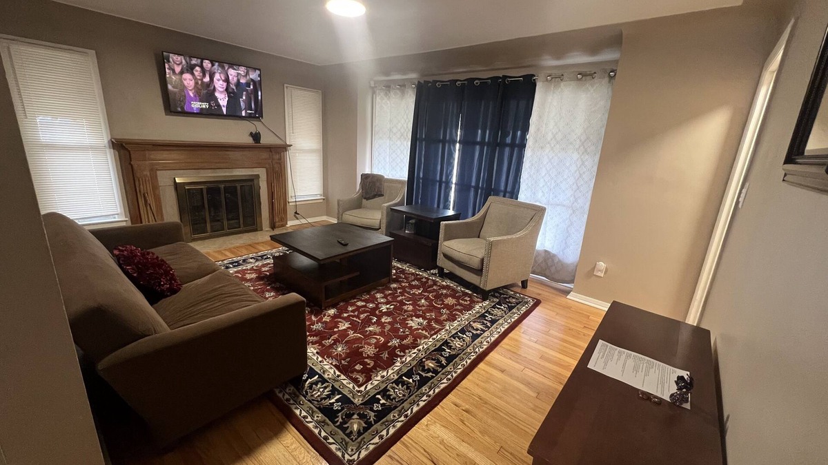 Detroit House | Welcome to Kings Landing