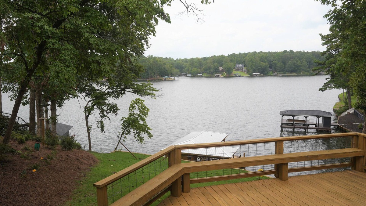 Eatonton House | Welcome to Lake Haven