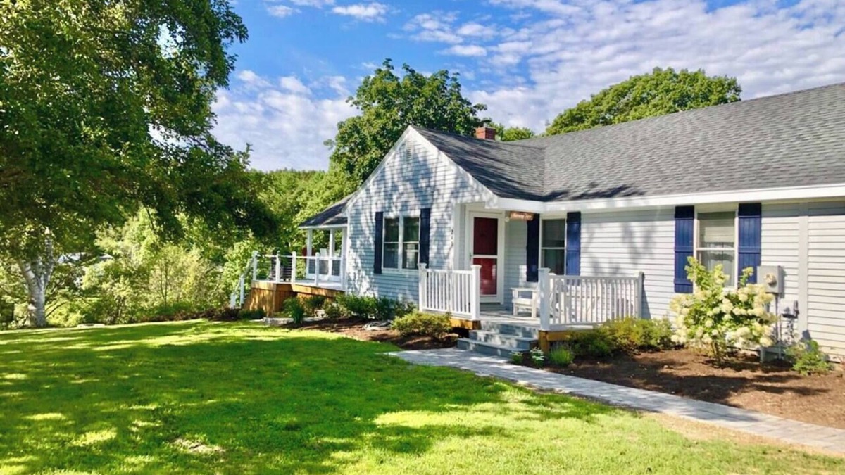 Boothbay House | Welcome to Morning View!