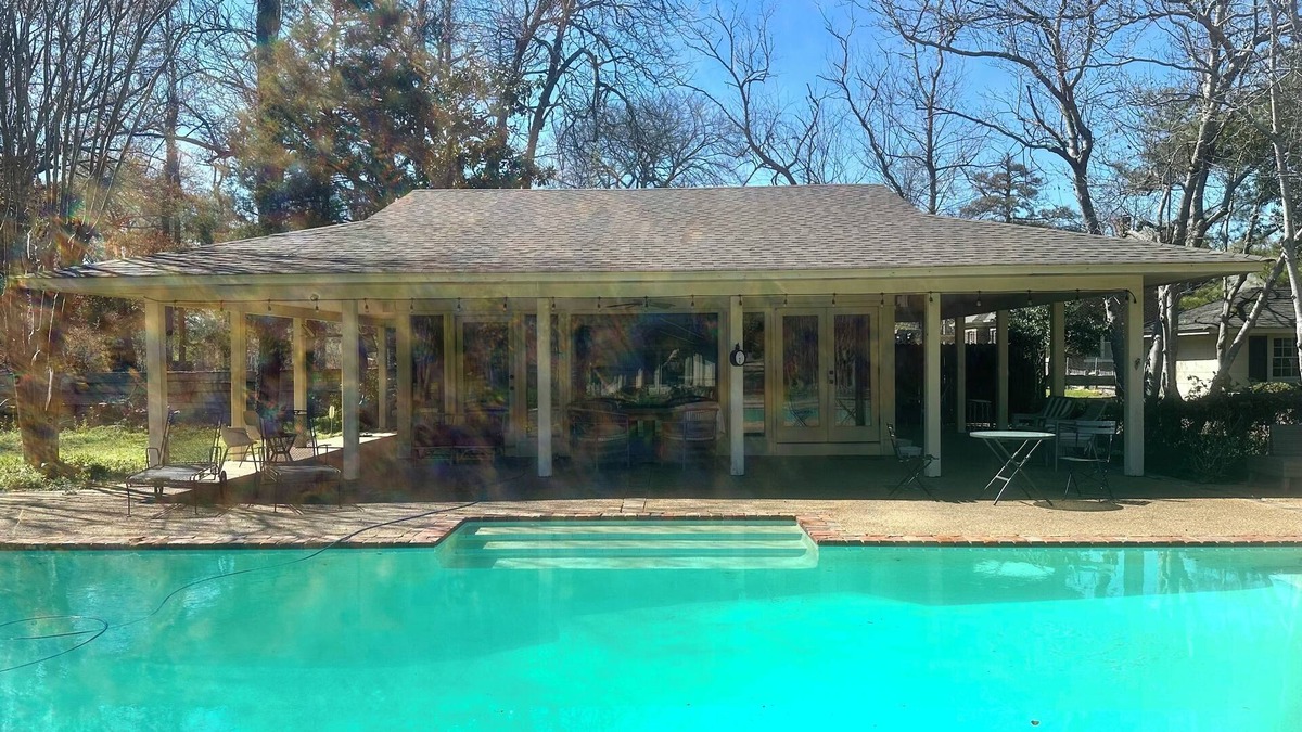 Clarksdale Cottage | Welcome to OG, the premier guesthouse in Clarksdale. One mile from the jukes!