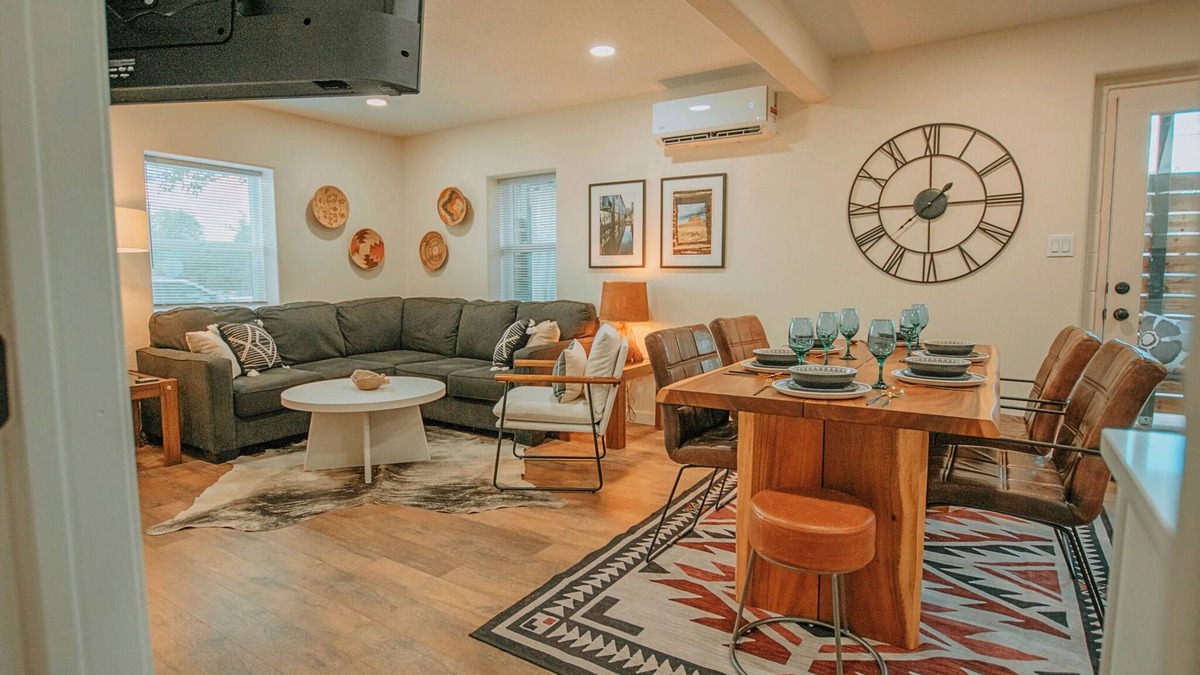 Pueblo Alto House | Welcome to our spacious home in prime Albuquerque