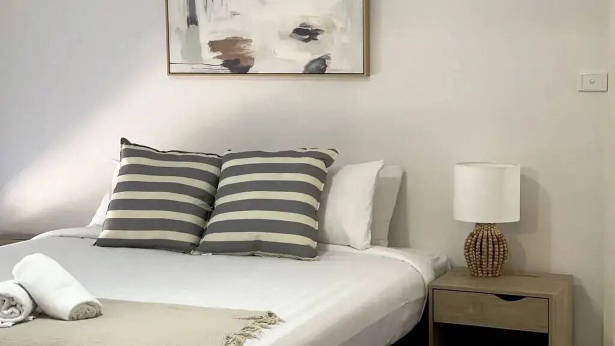 Lloyd Apartment | Welcome to our stylish 3BR villa, perfect for an escape