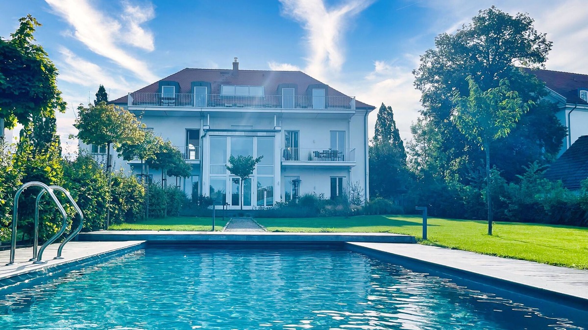 Putbus Apartment | Welcome to our vacation apartment on the picturesque Circus in Putbus!