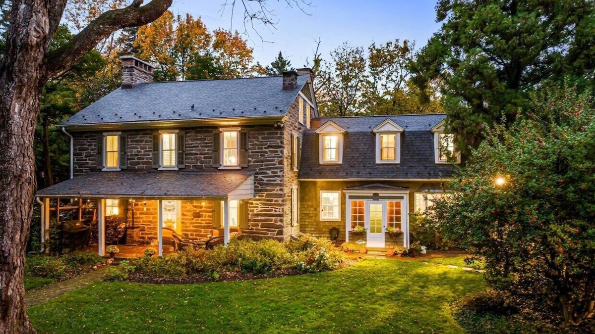 Wynnewood House | Welcome to “Penn Cottage”. New here, but a “Superhost” 6 yrs on the other site!