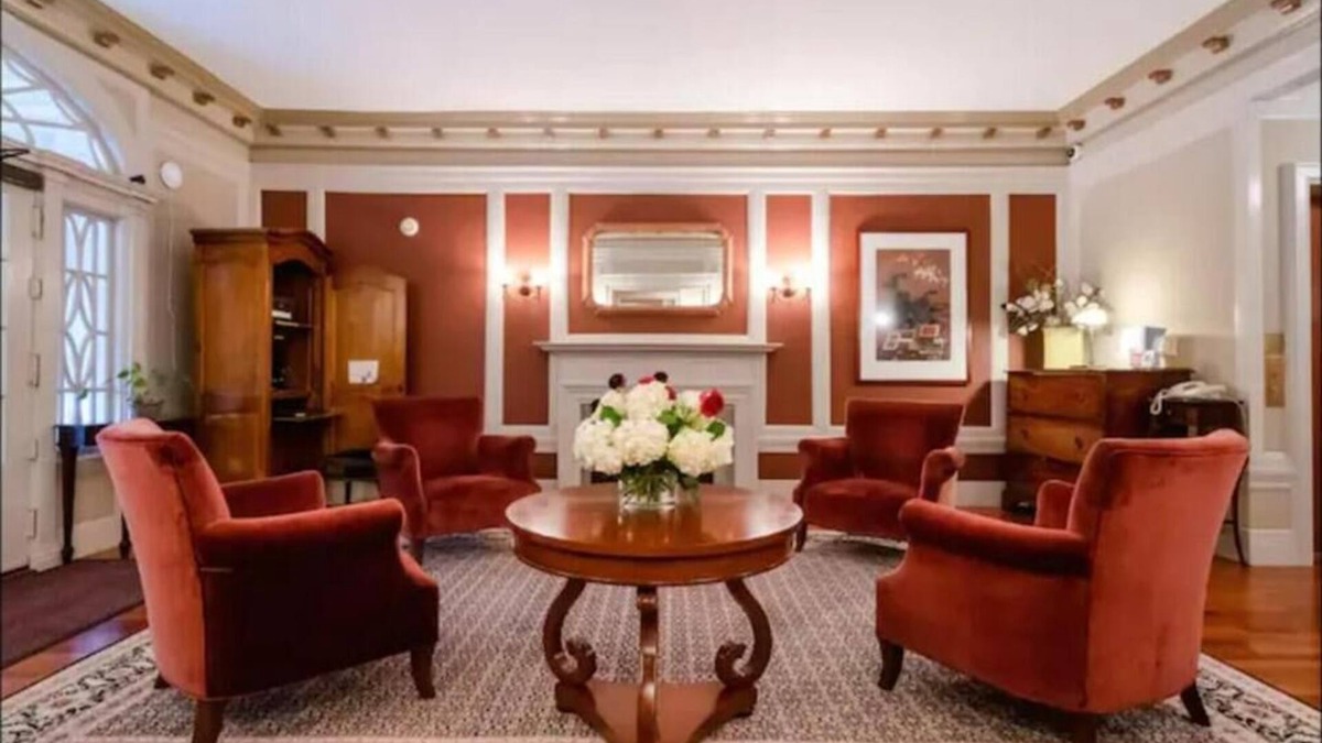 Lower Nob Hill Apartment | Welcome to Powell Place in the Heart of SF
