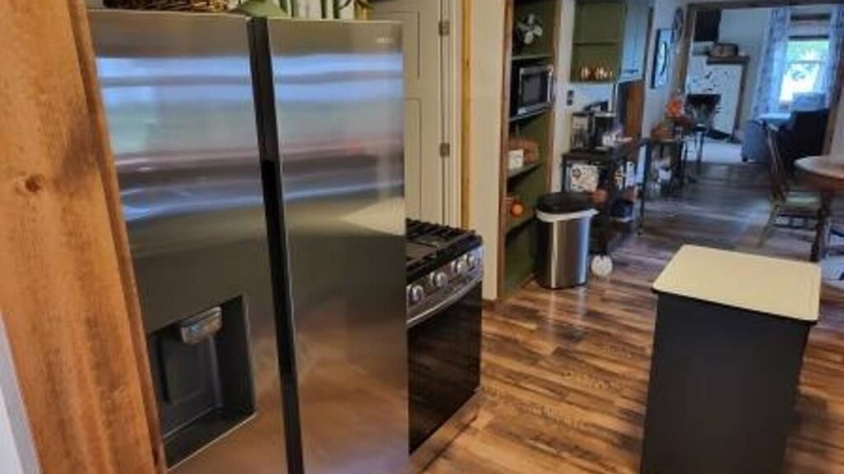 Mattoon House | Welcome to "Slice of Paradise"